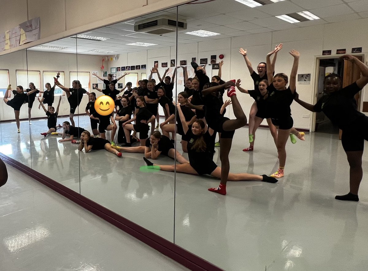 WigstonATDance tweet media