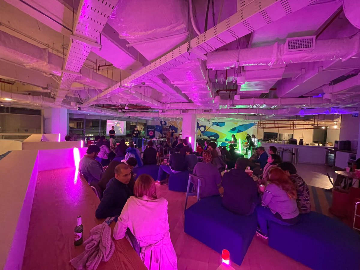 Polkadot Decoded Viewing Party Chile 🇨🇱🍿🥂🍕

Feliz de esta experiencia conocer de <a href="/Polkadot/">Polkadot</a> en el marco de su gran evento en Dinamarca <a href="/PolkadotDecoded/">Polkadot Decoded</a>.
Agradecer a <a href="/PolkadotEspanol/">Polkadot en Español</a> y toda la comunidad de <a href="/polkadotChile/">Polkadot Chile 🇨🇱</a> por estos días de aprendizaje en comunidad! 🇨🇱💯