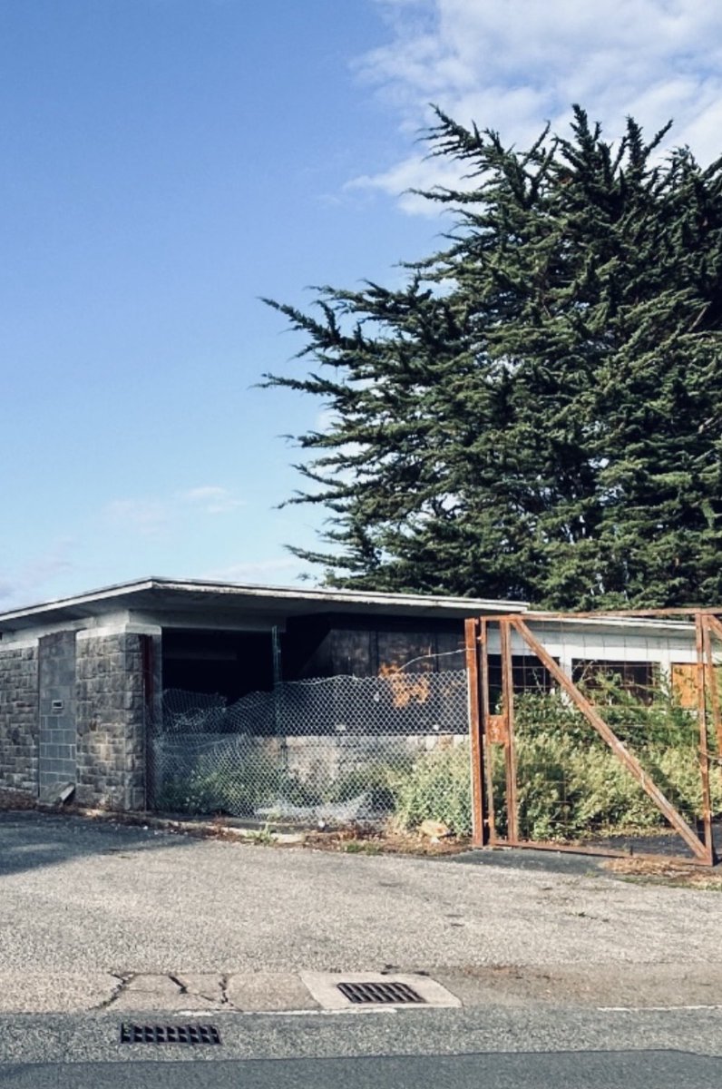 JPEGdesignprint's tweet photo. Let’s take you back to your childhood… childhood… childhood… #llanfaes #beaumaris #lairds #cammellairds #communitycentre #thehut https://t.co/GIc9TyKkY9