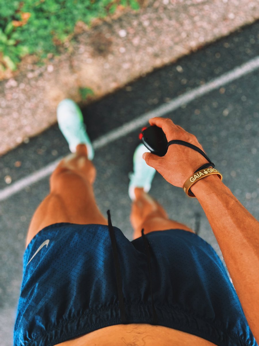 Earth Papi ⏚ tweet media