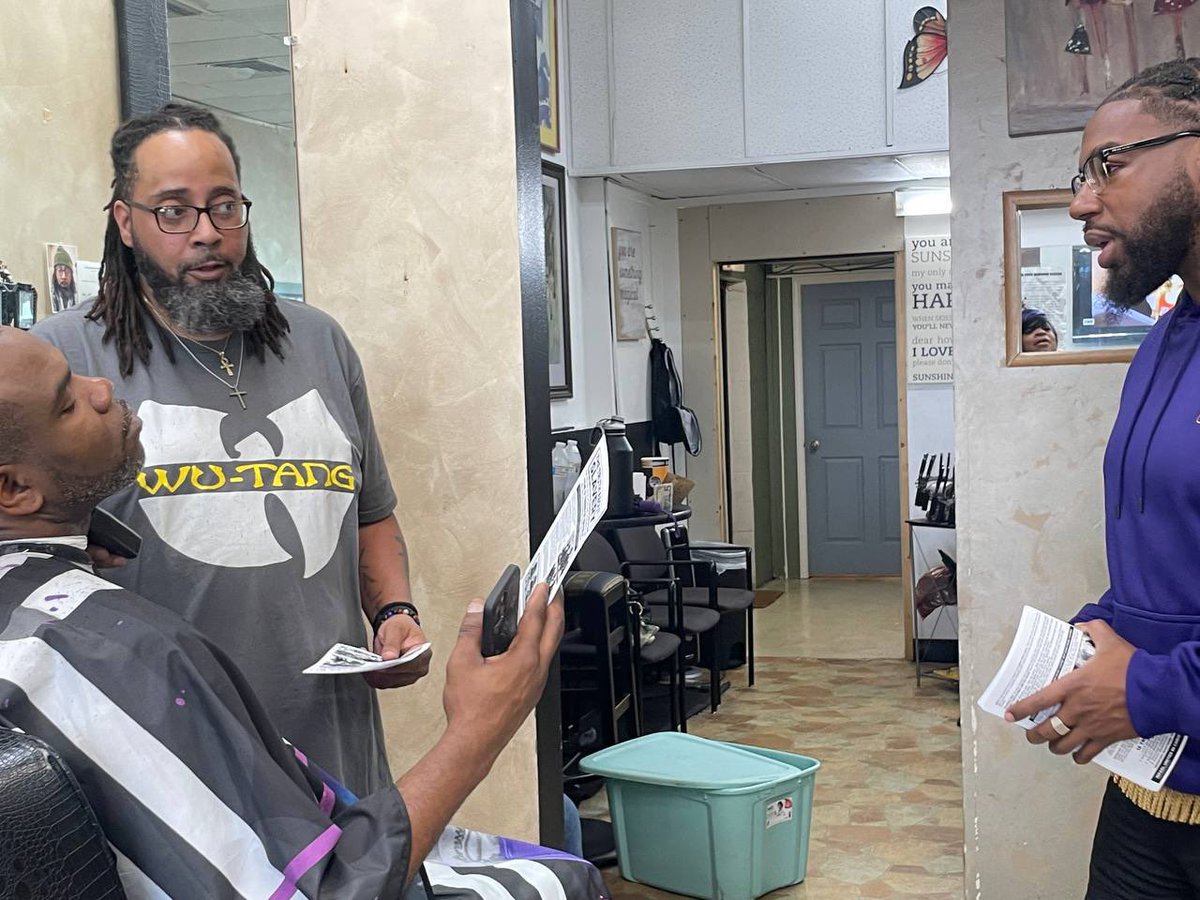 IUICColumbus's tweet image. #IUICColumbus #Messengers  
visit a local barbershop to teach our people to repent!!
……………………………………………
Visit Our Website Here 💻👨🏿‍💻🖥🔴 solo.to/unitedinchrist

#Christ #Nathanyel7 #IUIC 
#Ohio #Blacks #Hispanics #Diaspora #Jews #Community