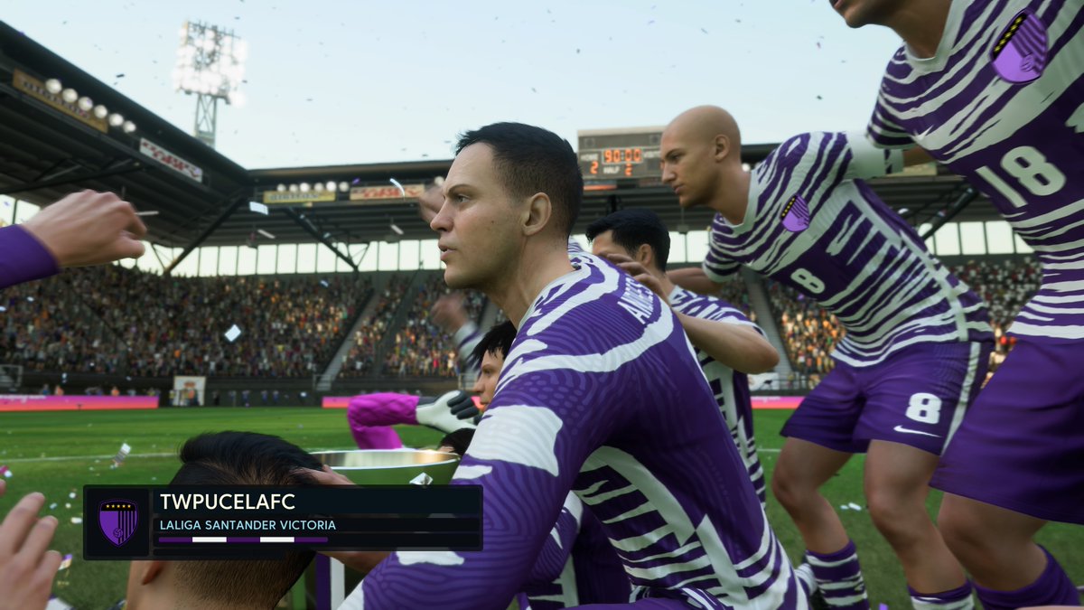 TwPucelaFC's tweet photo. QUE MOMENTAZO https://t.co/x0tnPDYKRZ