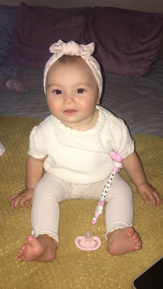 leeshar59683035's tweet photo. Ur  thinking it too… how is my daughter sooo cute!  She is my world!  Only 7 months and already a daddy’s girl ❤️… I’m so lucky to be blessed with a beautiful little girl what I adore!!!! https://t.co/wqXMPqENuB