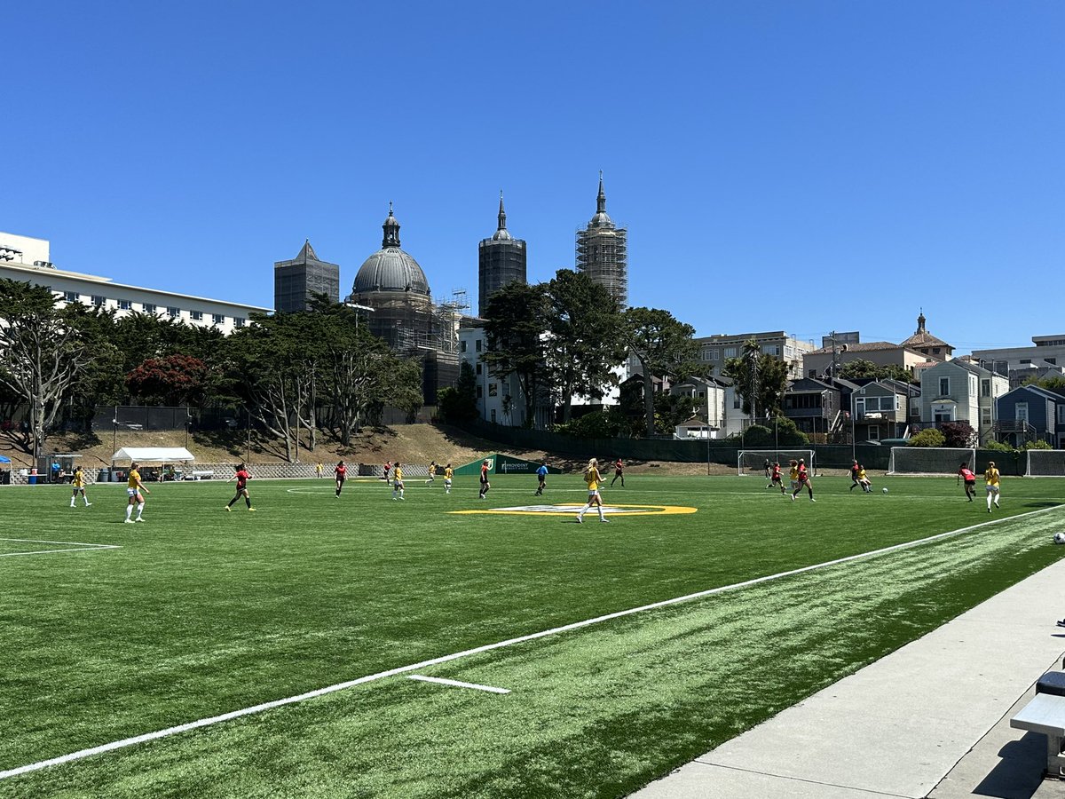 First game of 3 this weekend. 

@AcademicaWsc vs Olympic Club. 

Let’s get these 3 points! #ForçaAC