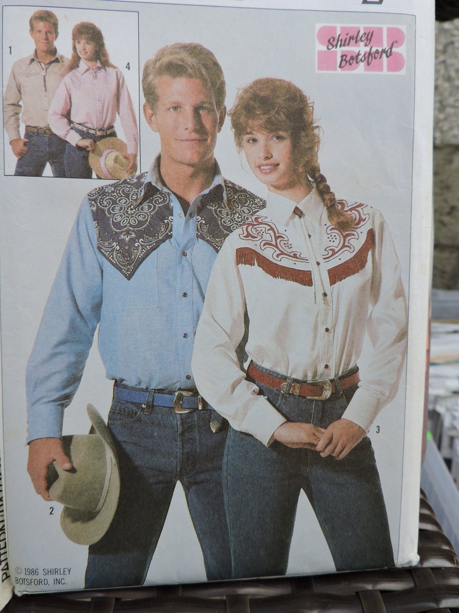 MariansMemorab1's tweet image. Western Shirts Men&apos;s and Women&apos;s Varied Closures Simplicity 7808 Uncut Unisex Sewing Pattern Size XL 42 to 44 FREE Mailing To Canada and US etsy.me/3XxsvY6 #sewing #casualfashion #uncutpattern #factoryfolded #westernshirts #unisexpattern #closingvariations