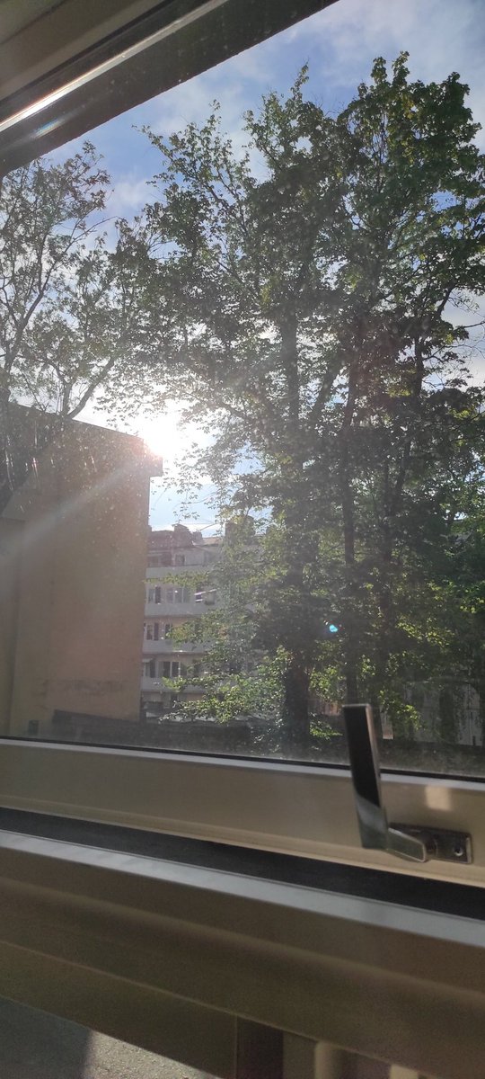 It's is 9 pm and the sun is still shining at #Oslo :)