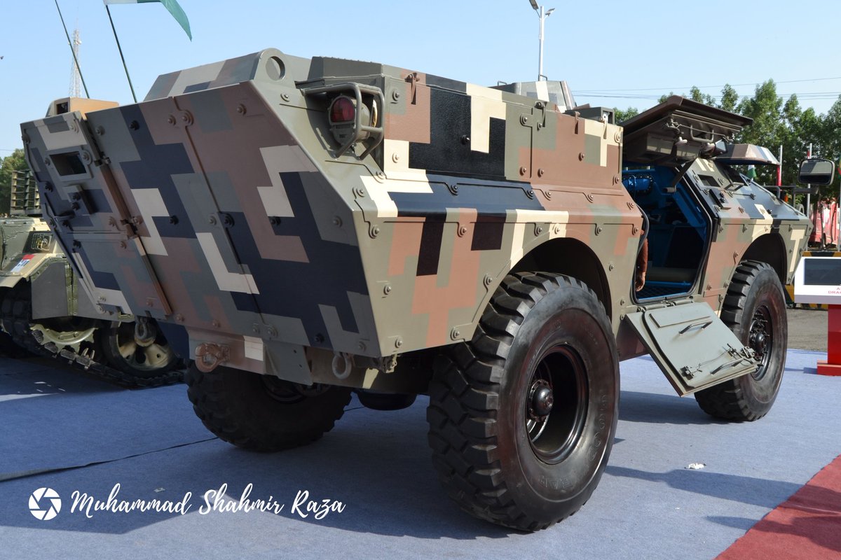mshahmirraza's tweet image. Dragoon 2 ASV (Armoured Security Vehicle) on display at HIT stall in #IDEAS2022. It is a specially designed multi-purpose wheeled ASV with high protection level &amp;amp; outstanding mobility. In addition, the vehicle has a high commonality with M113 APCs in service with the Army.