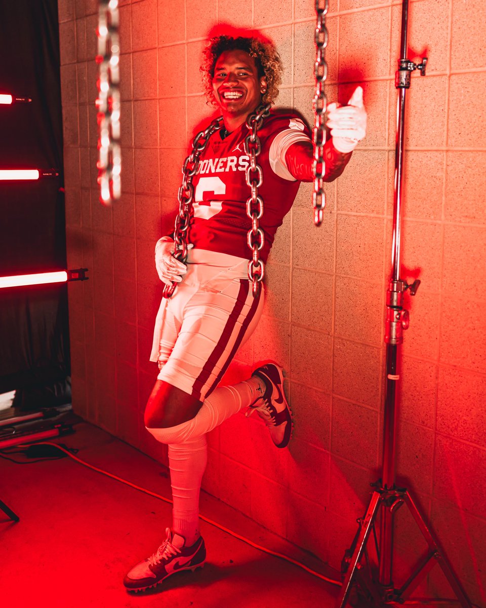 LV Bunkley-Shelton (Coach LV) tweet media