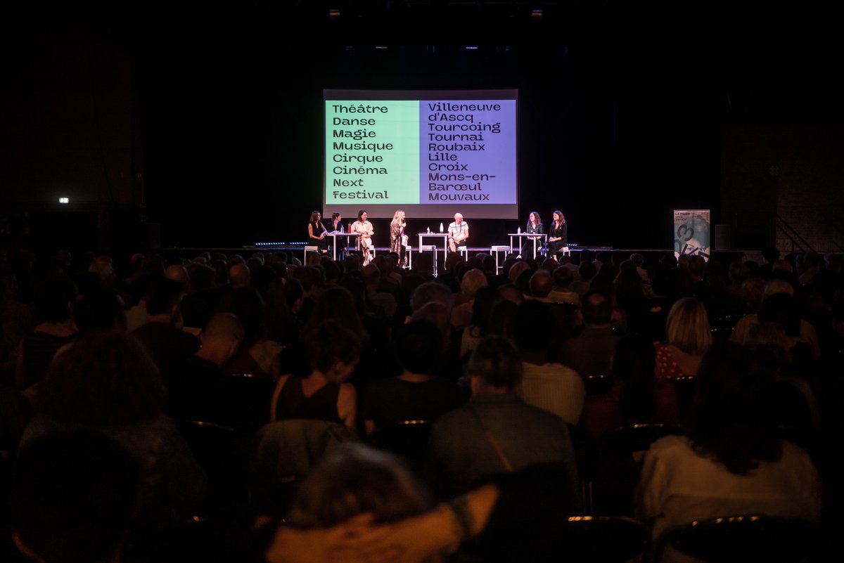 Vous étiez plus de 300 à venir assister à la présentation de saison à l’Espace Concorde  ! 
La saison 23-24 est déjà en ligne sur larose.fr
Vous pouvez aussi vous rendre aux permanences billetterie au cinéma Le méliès : lun > ven de 13h30 à 17h30 (jusqu'au 13/07)