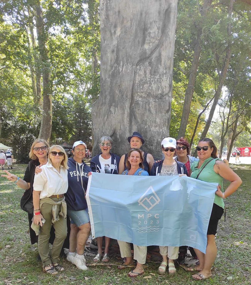 A great meeting in Provence between peakers from all over France.  What a pleasure to meet again on the occasion of the Scottish Festival of St Andiol 🇫🇷🏴󠁧󠁢󠁳󠁣󠁴󠁿 Thank you <a href="/MyPeakChallenge/">My Peak Challenge</a> and <a href="/SamHeughan/">Sam Heughan</a> for being at the origin of these magical moments
<a href="/UFsPeakers/">United Frenchy sPeakers</a> <a href="/FrenchPeakers/">French Peakers</a>