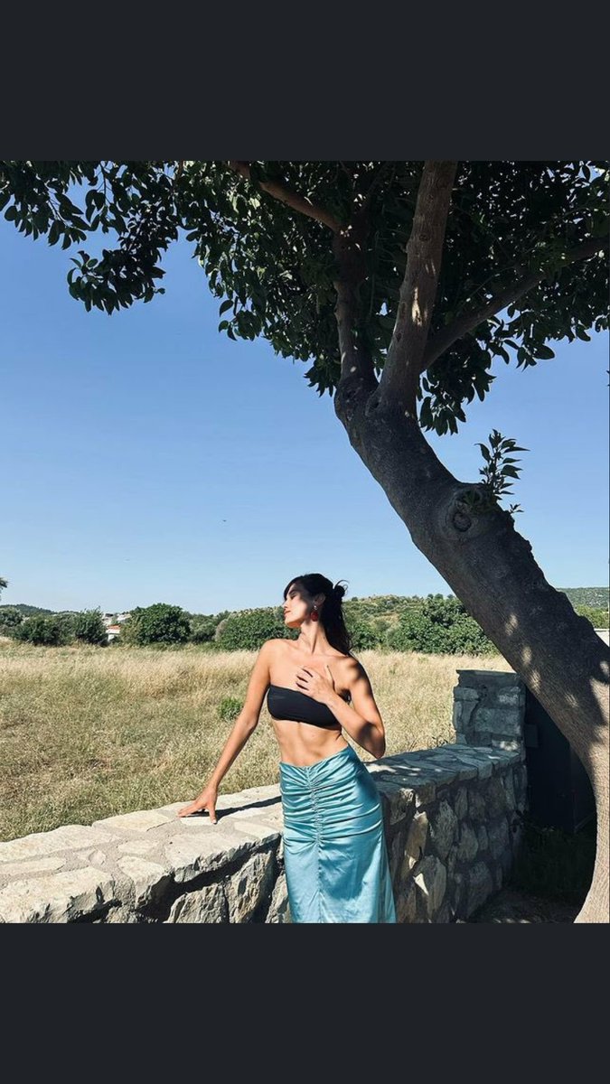 pinardenizfh's tweet photo. Gülünce kısılan gözlerinden öperim Pinoşum 🧿🧿💙 @pinardeniz12 
#pınardeniz #yasemin #aktris https://t.co/f5NlgcUJzq