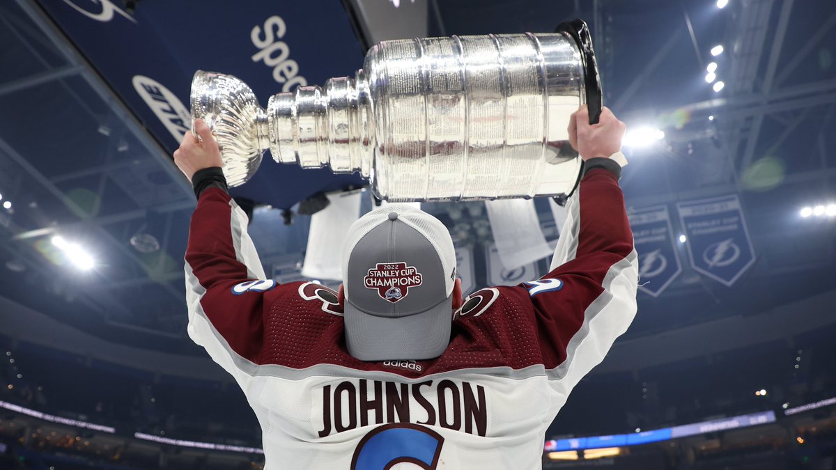 Avalanche's tweet photo. Thank you for the memories, EJ ❤️

#GoAvsGo https://t.co/maG1a6RU54