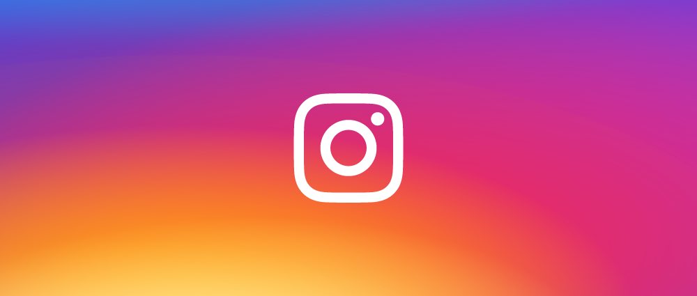 beyoncegarden's tweet photo. which app should we move to😭? https://t.co/1kG9oD8Evb