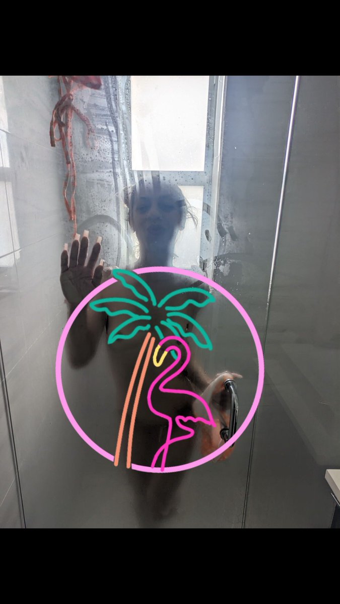 veskept28's tweet photo. @WomenOfOnlyFans I'm in Miami this week if you are looking for me 

https://t.co/0hlJnXlCXC https://t.co/zspXDTnAKZ