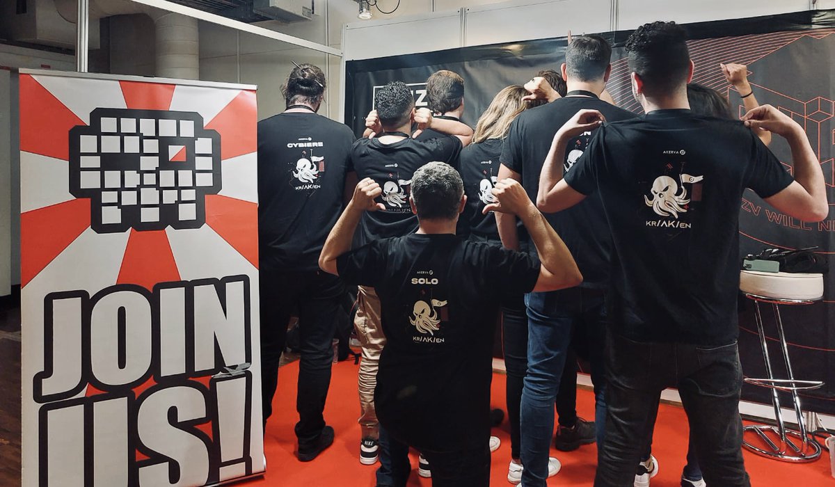 Akerva_FR's tweet photo. [ @_leHACK_ ] : La team kr/AK/en d'@Akerva_FR est ON FIRE 🔥 ! Prête pour la #WARGAME de cette nuit à #leHACK2023 ! ☠🛡 GO GO GO ! 🐙🏁
#teamOffTech #teamakerva2023 💪 https://t.co/WLMtLSf0Np