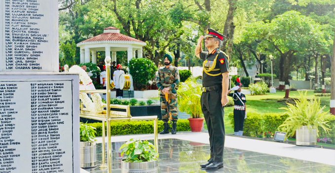 Lt Gen Manoj Kumar Katiyar took over the reins of #WesternCommand today. In a solemn ceremony, the General paid tributes to #Bravehearts at #VeerSmriti and exhorted All Ranks to strive for excellence

#emeutes #วอลเลย์บอลหญิง #JungKook_Seven #quranburning #Ashes #Ashes23 #Paris