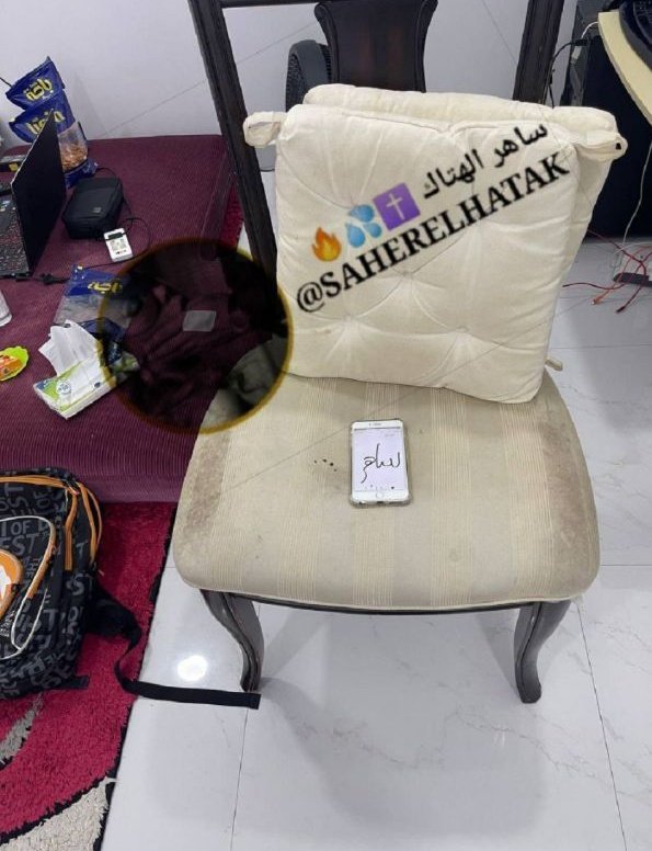 SAlhtak59513's tweet photo. ديوث زوجتة ابتهال السعودية بنت القبايل المستشرفة وانا داعس شرفها بمجلس بيتهم وطهرتها بلبني الشريف وتم منحها المباركة المقدسة بصليبي لو عايز تشوف زوجتك كذا بنشر أو بسرية تعالي خاص النشر حسب الرغبة ✝️🔥🧕 https://t.co/dolPiwgZBO