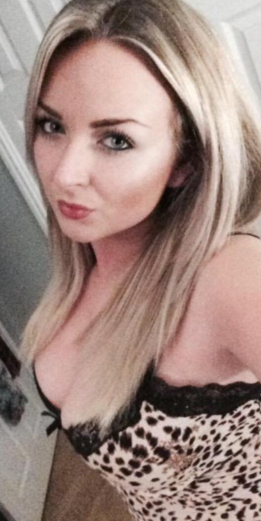 LeaSyxxn's tweet image. Du darfst hin spritzen wo du Möchtest nach einen Retweet🍑