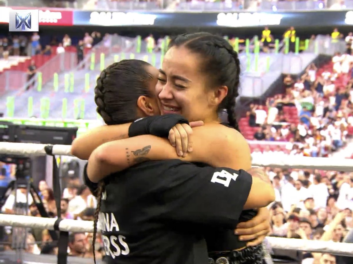 INTERDIRE4's tweet image. Nunca nadie había unido tanto a España antes @_riverss_ #Velada3