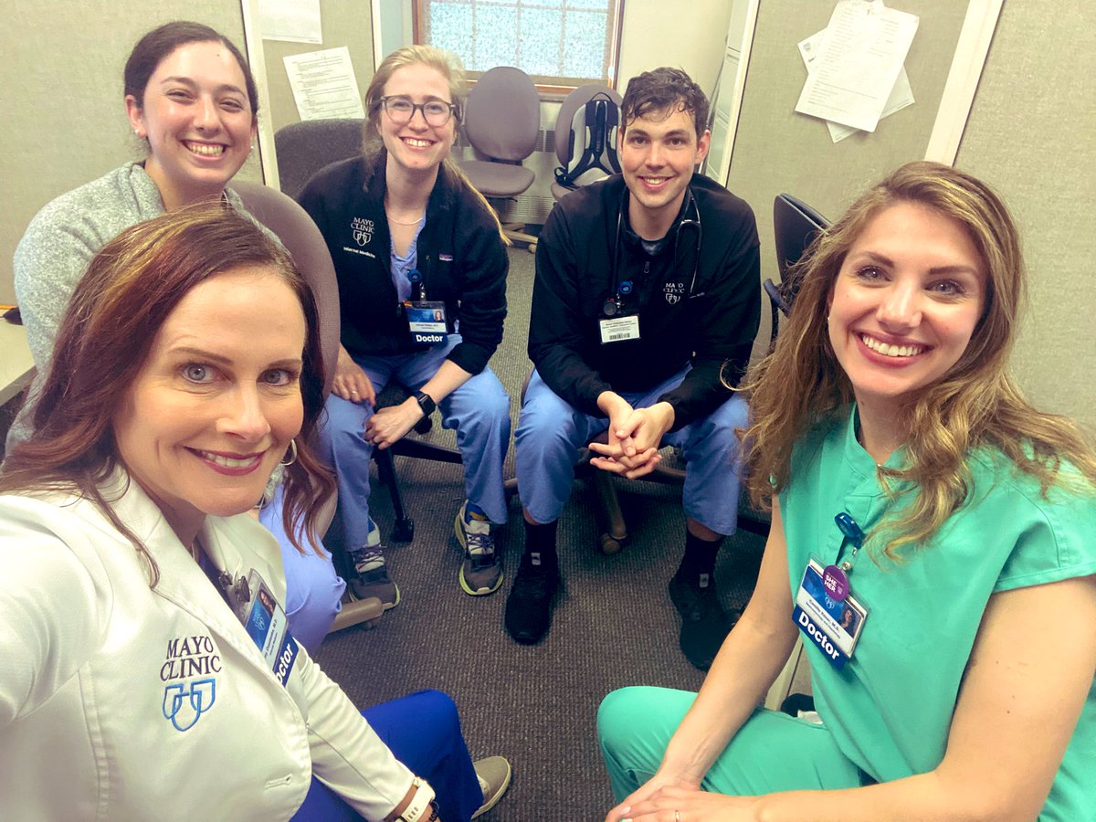 AmyOxentenkoMD's tweet image. 2️⃣5️⃣ years ago today, I stepped into the 🏥 at @MayoClinic as a new intern‼️

(Now I feel old)!😳

So fitting to start on 🏥 service today to welcome the new trainees on this milestone day! 🤗

#TipsForNewDocs: 
Have fun!!!

#MedEd #MedTwitter