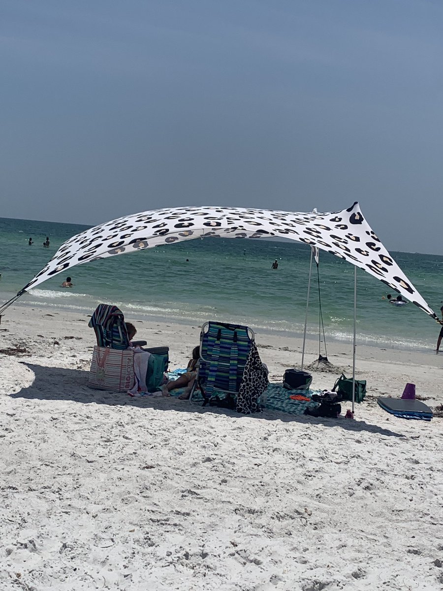 RT @wffleballhelmet: This leopard print tent reminds me that Carole Baskin killed her husband.  Whacked him. https://t.co/BCCelzaWAt