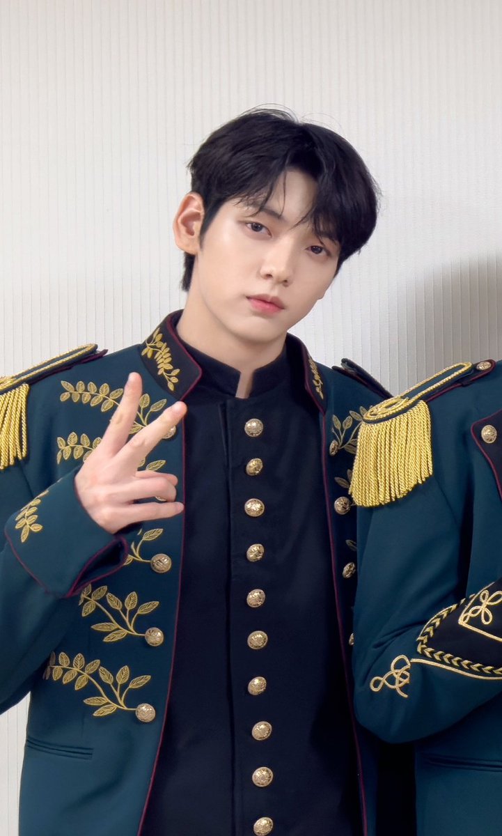 soobin pics tweet media