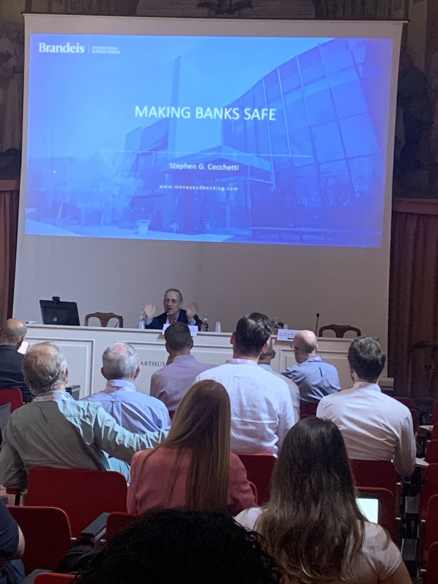 cirocorvese's tweet photo. Due giorni di intense ed interessanti relazioni #ICEA #Pandemics #labour #inflaction @unisiena @RobDiPietra @ggimigliano @disagUSiena @MarilenaRispol1 @mecameca3 @MariaElenaSale3 https://t.co/AyQCb9ykum