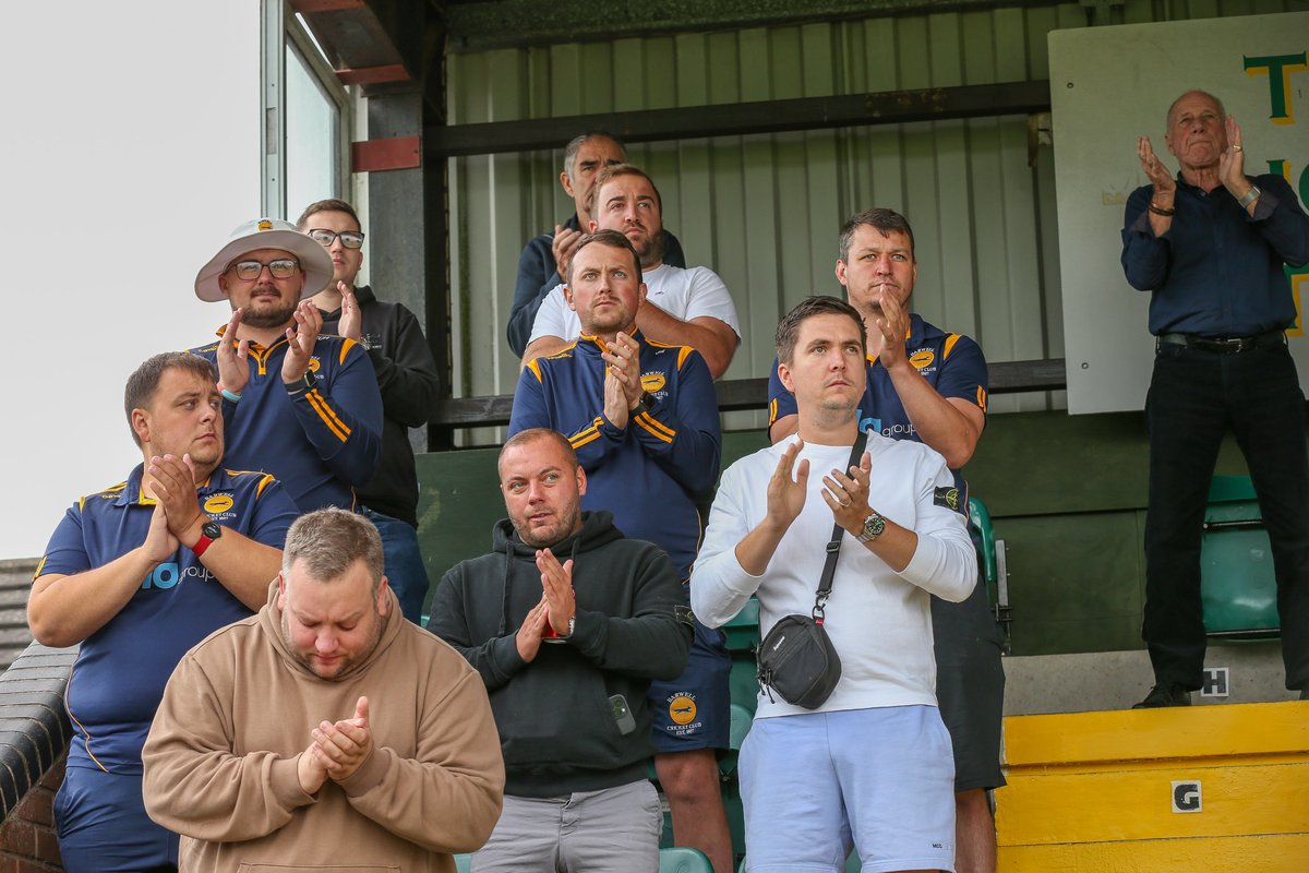 <a href="/BarwellFC1992/">Barwell FC</a> held a very respectful minutes applause for 'Topps' who was taken from us all suddenly last week. A lovely man who will be sorely missed. Thoughts with his family 🙏🙏