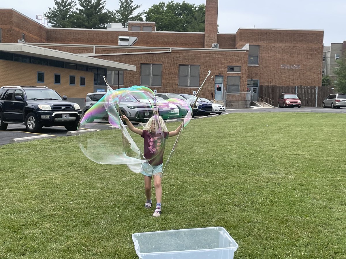 capetrich's tweet photo. Sharing some Bubbleology fun from June explore! ⁦@PhelpsCenter⁩ https://t.co/fxwVAuM8wl