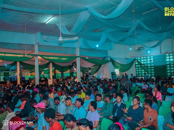 kevin_chibuoyim's tweet photo. Itโs exactly 1 week today since we held the #BlockchainAndBeyond Conference.
Over 3000+ persons gathered to learn about Blockchain, Tech, and various skills
It took the intense efforts of the entire @BlockchainUNN Core Team, the tenacity of Our Volunteers, the//
A #Thread๐งต๐ชก https://t.co/6osUPOZIPt