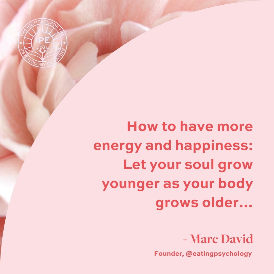 Psych_of_Eating's tweet photo. It’s tempting to believe we’ll have everything “figured out” when we grow older, but we’re ALWAYS learning. To let our souls grow younger, we can maintain innocence in spirit, trust life, and stay curious.

Tune into this week's podcast for more! ⁠
🔗https://t.co/WGtogY0l6b https://t.co/73inxohfXi