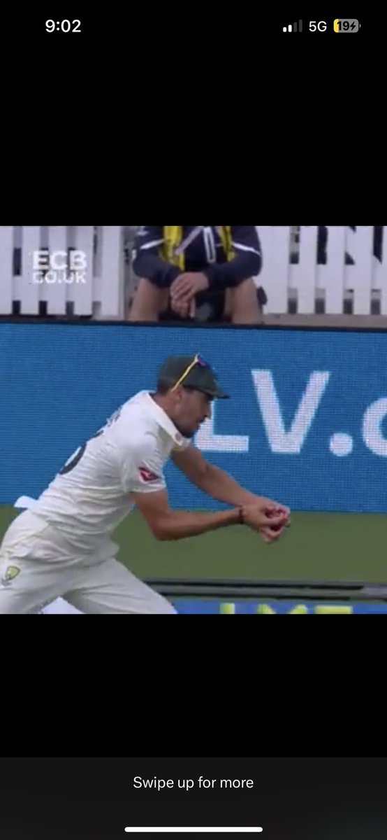 TBSportingPod's tweet photo. Looks pretty well caught to me #Ashes https://t.co/vzTMPyMkxR