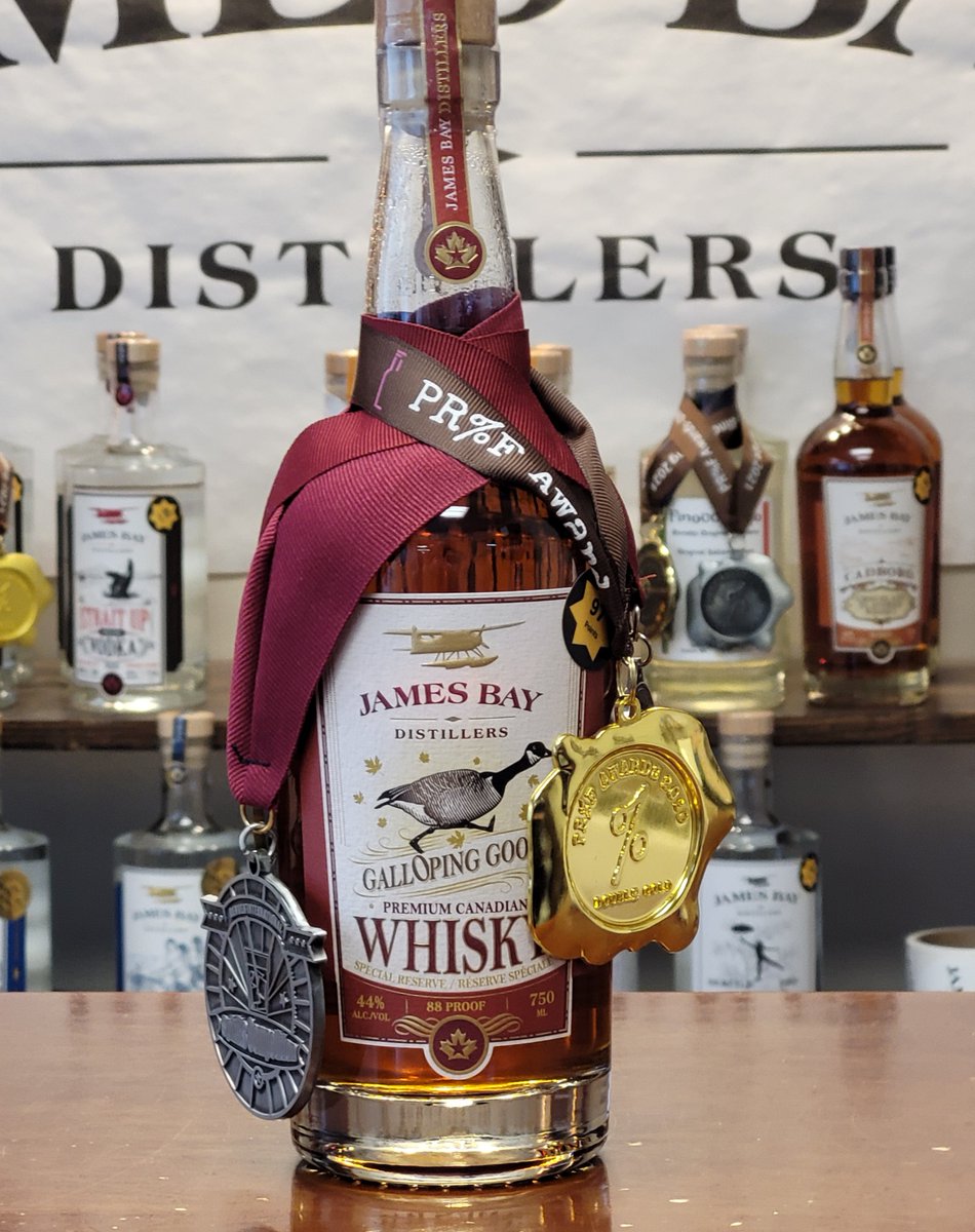 Happy Canada Day! Our 3 year Cdn #whisky boasts notes of caramel, vanilla, creme brulee, #buttertarts & more! Six #goldmedals & 97-pt at PR%F in Las Vegas! Serve neat, over ice or as summer time whisky-root-beer-float! jamesbay.distilleryspirits.com. 21+ for spirits. Cheers!