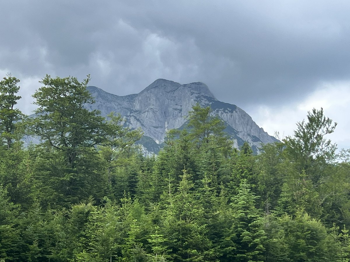 PeakBaggerQ's tweet image. Hello Bosnia &amp;amp; Herzegovina, 🇧🇦 We attempted your highpoint (Maglic), but lightening above your cables route stopped us. We will be back next year! Got a chance to tour a orthodox monastery that makes a fine wine (which we tasted and enjoyed) #PeakBagger