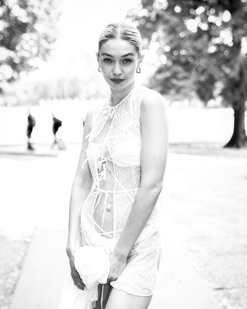 June 26, 2023: Gigi Hadid backstage at Jacquemus "Le Chouchou" Fall 2023 Fashion Show at Chateau de Versailles in Versailles, France🤍
©️📸: Enzoply via instagram