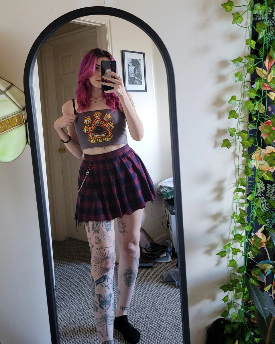 PunkPizzaPrnces's tweet photo. https://t.co/2sOF6QtfrW