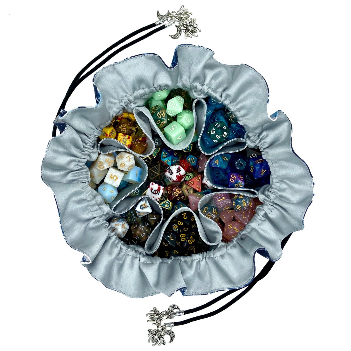 courtofmisrule tweet media