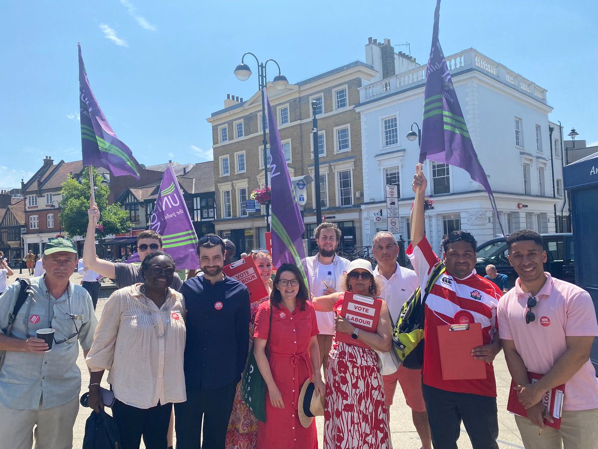 BrahmaMMo's tweet photo. Many happy returns @unisontheunion on its 30th birthday. Proud to be a member of this great union & joined @unisonglr @JoelBodmer & comrades on the trail recently in Uxbridge. Hereβs to another 30 years! #Unison30 #WinningTogether https://t.co/cfqQzOzNKZ