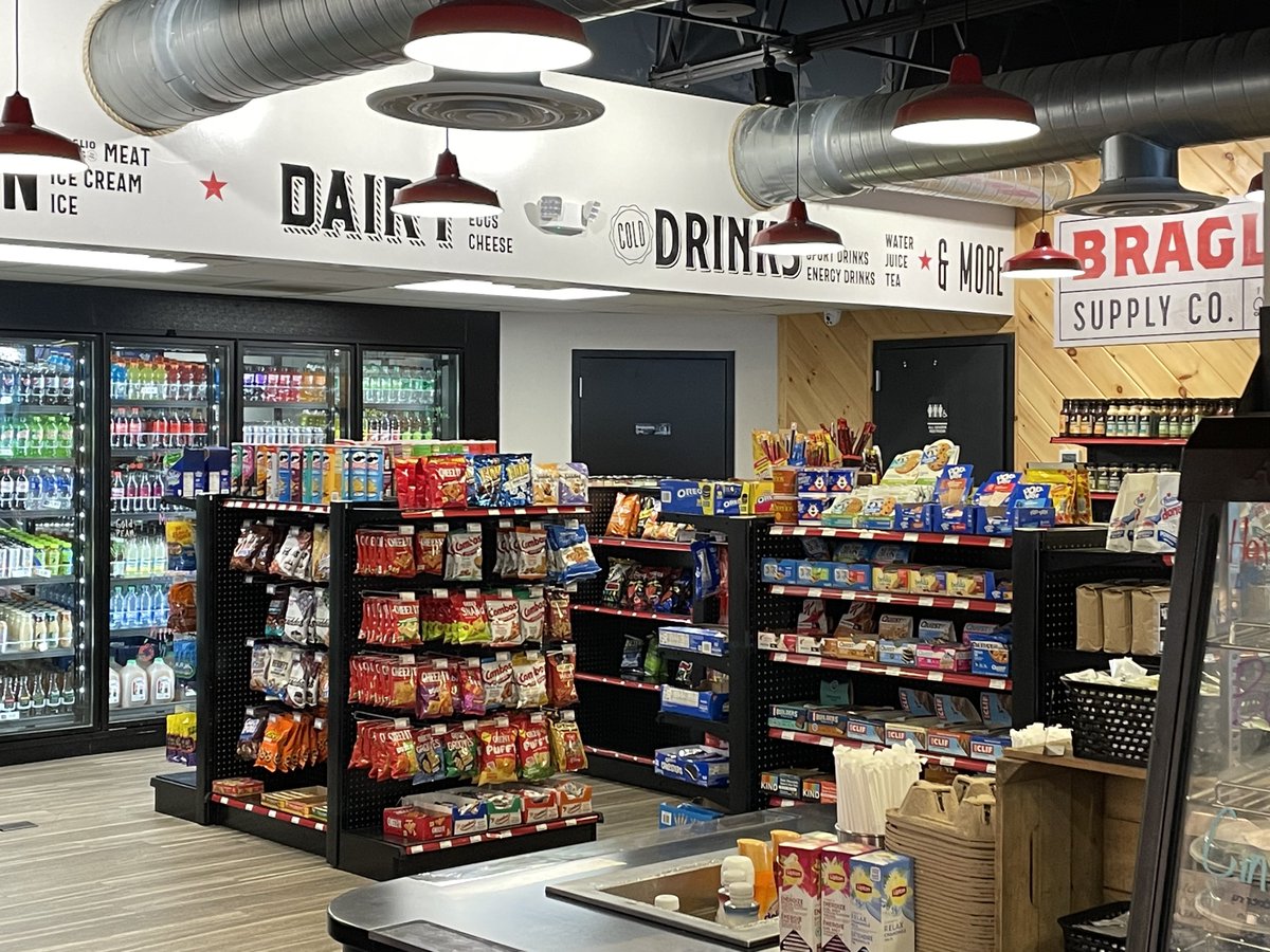 ScottWykoffWBAL's tweet image. How lucky am I to have found #BraglioFarmsSmokehouse for breakfast on my way home from an interview in MD horse country! Opening in March, this awesome restaurant/country store in #Finksburg serves some amazing BBQ, smoked meats &amp;amp; breakfast items using #BraglioFarms A hidden gem