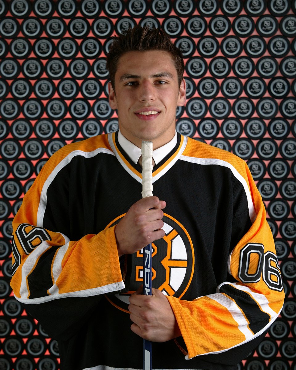 NHLBruins's tweet image. 🗣️LOOOOOOCCHHH🗣️