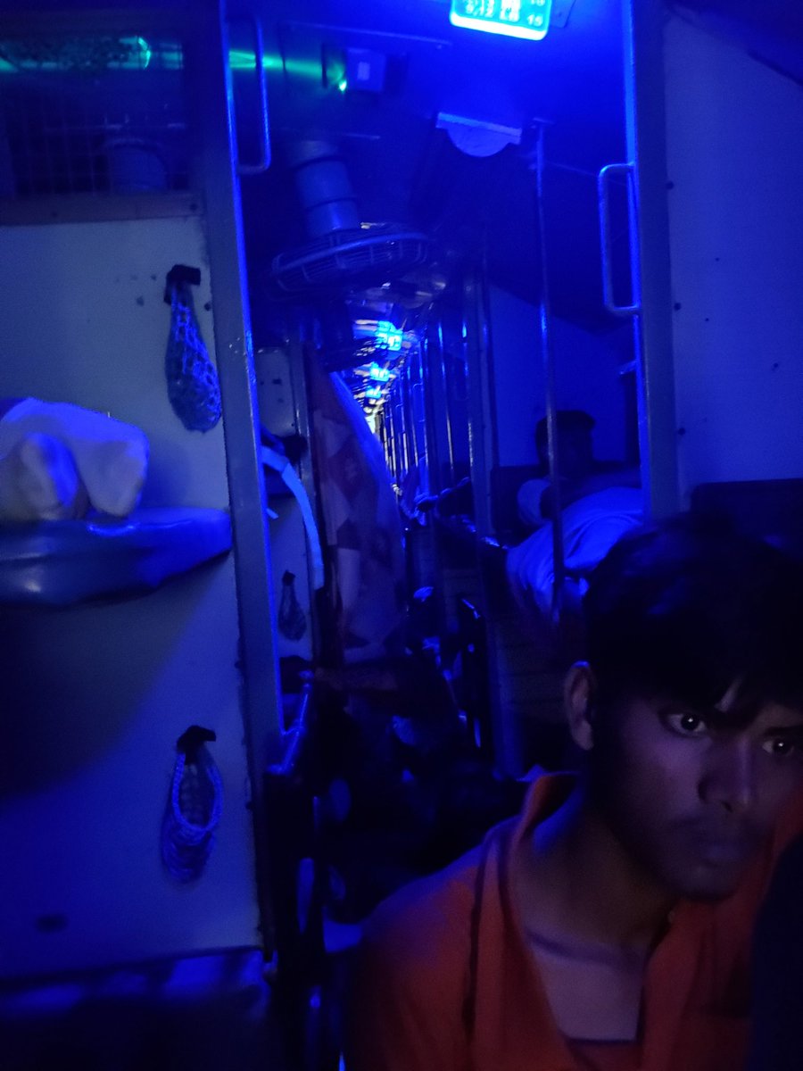 kulmanju's tweet photo. Todays (1st July 2023) situation in 17308 basava express. Not even able step out of seat..
Even for toilet
@rlyhydka @DrmSolapur @RailMinIndia @AshwiniVaishnaw @PriyankKharge https://t.co/I5WStnhO9O