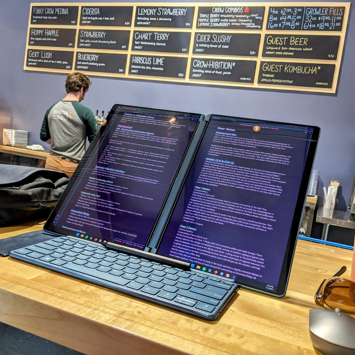 ArthurHWalker's tweet photo. #IsThisTheFuture #Lenovo #LenovoIN #YogaBook9i https://t.co/AD8Ziddr7m