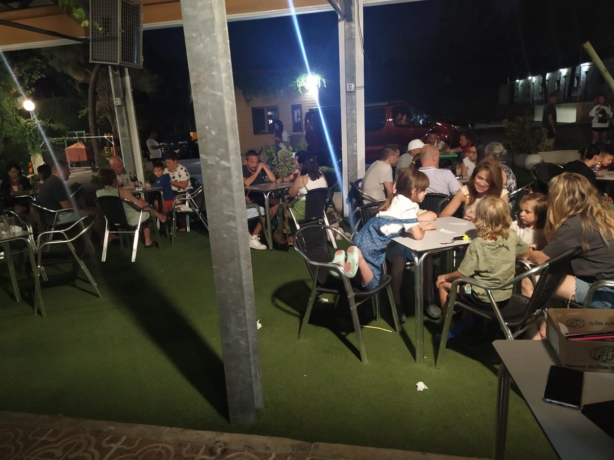 Noche de juegos. «Camping Madrid Arco Iris», ¡VERANO FELIZ!

#actividadesEnMadrid #Animación #Splash #familyfriendly #bungalows #Suites #turismoMadrid #momentos #Madrid #conniños #Naturaleza #CampingMadrid #BusCampingMadrid @CampingMadridArcoIris @RestauranteMadridArcoIris