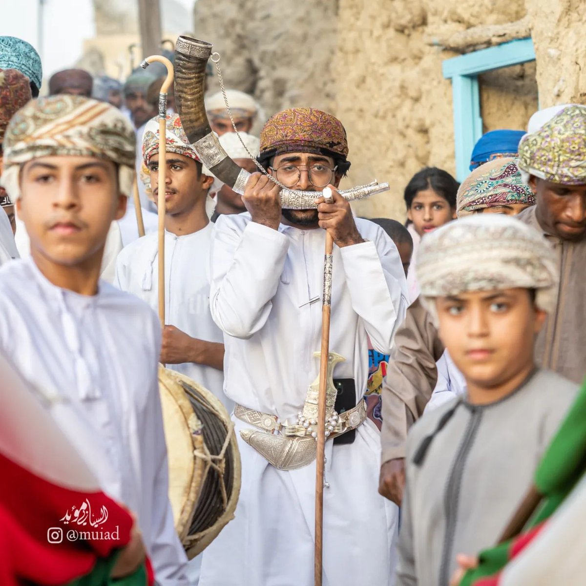 muiad123's tweet photo. مشاهد من عزوة فنجاء العريقة وإطلاق المدفع معلناً ختام أيام العيد 🇴🇲⭐️
رابع أيام عيد الأضحى المبارك ١٤٤٤
#فنجاء #بدبد #مدفع_فنجاء #عزوة_فنجاء
#Fanja https://t.co/7l3GTBPTsf