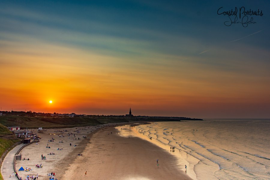 ViewTynemouth's tweet image. Just imagine getting married right here... or do more than imagine and simply celebrate your wedding day at The View with THIS view!

Functions packages &amp;gt; loom.ly/-uJx0ag 

Photo credit @johndefatkin

#longsandsbeach #beachwedding #theviewweddings #weddingvenue