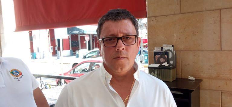 Pulido_Cueto's tweet photo. El liderazgo de @leonoya al frente de los transportistas proveedores del balasto para los trabajos del #TrenMaya ha permitido que la obra insignia de @lopezobrador_ se realice en tiempo y forma; mostrando siempre los estándares más altos de cumplimiento.
#1DeMayo
#Empresarios4T https://t.co/pkkd7SyEpI