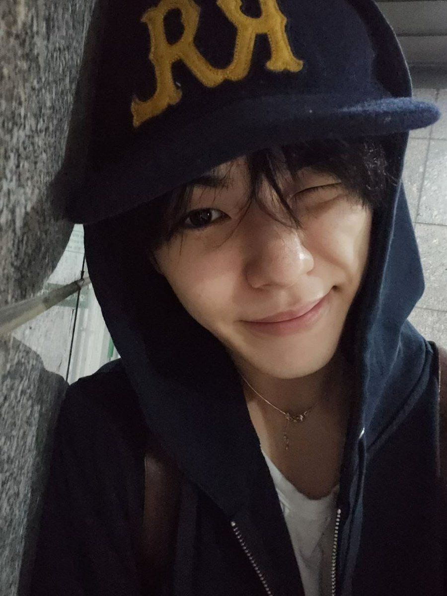 Bininyasingto's tweet photo. YOONJAEHYUK WEVERSE MEMBERSHIP UPDATE

[230702] 

guys makasih karena udah datang ke show pertama kita😁
aku seneng banget, tapi belum nunjukin !
sampai ketemu di prerecording nanti !!🩵
semangat ~!

#TREASURE #트레저 #JAEHYUK #Weverse https://t.co/mjGc6tbQk0