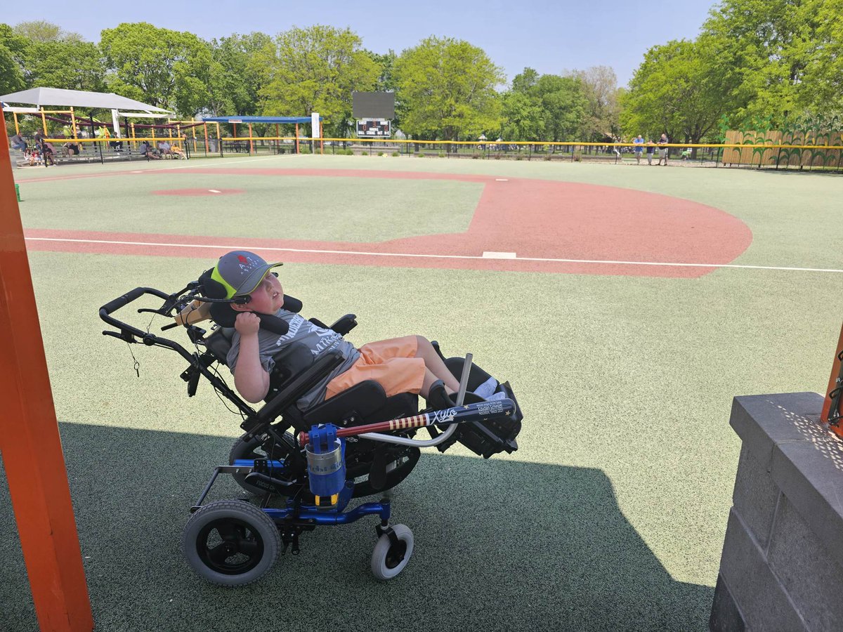 Help Sponsor Kayden's Big League Experience!  Join us in making Kayden's dream come true as he attends the Ripken Experience in Pigeon Forge, TN. Let's support this incredible opportunity by donating now to help cover trip expenses. 

paypal.com/donate/?hosted…