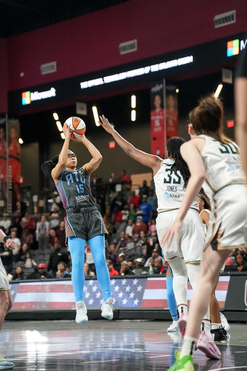 CrushSportsTalk's tweet photo. Congratulations to @1_born_queen and @Graytness_15 for being named to the @WNBA #Allstar team! 📸 by @_3CentMedia_ https://t.co/rpir46obzk
