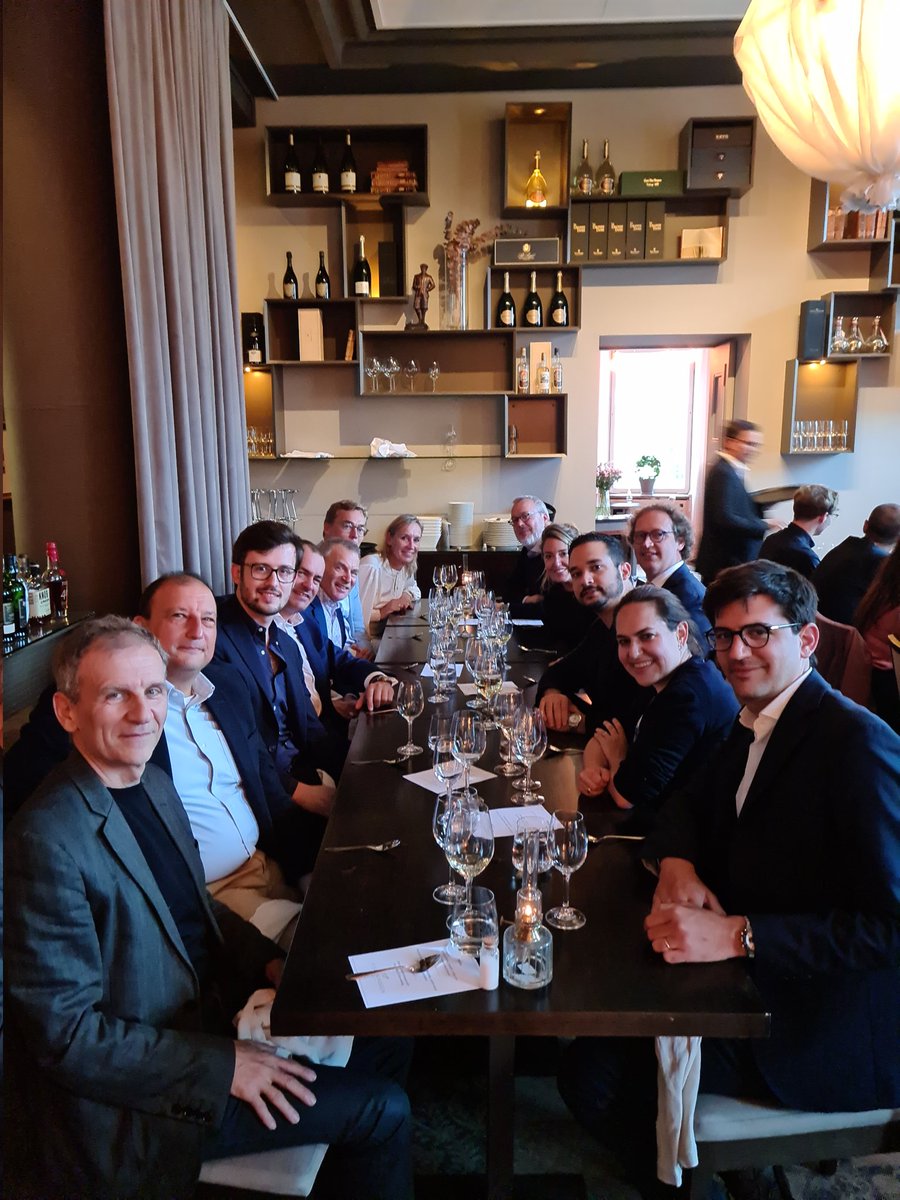 #UROonco23 #ESOU friendship dinner in @Fiskekrogen #Gothenburg. Toasting the success of the meeting with all #uroonc #GUcancer @Uroweb friends!